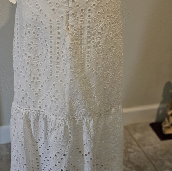 **NWOT** Beautiful White Skirt & Top Set M - Picture 2 of 7